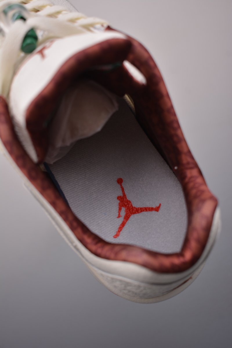 Air Jordan 5 Low 'El Grito' view