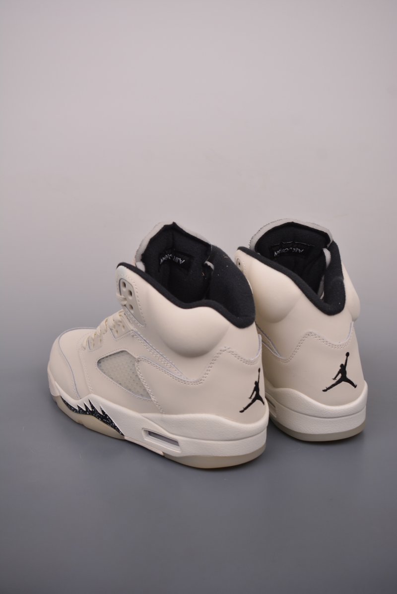 Air Jordan 5 Low 'Sail' view