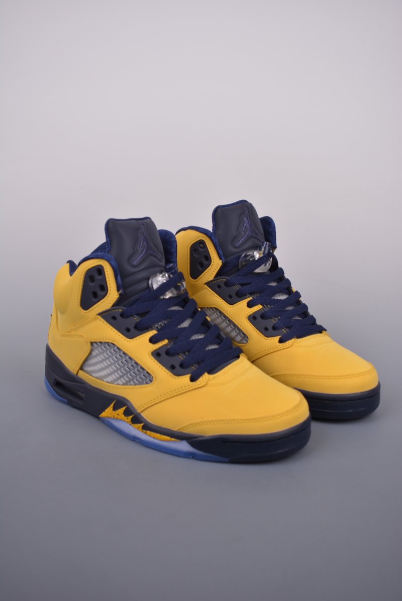 Air Jordan 5 Retro 'Michigan'