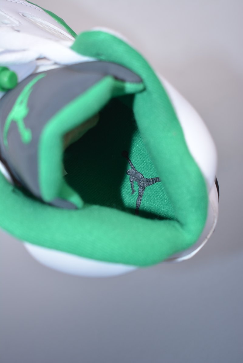 Air Jordan 5 Retro 'White / Green' view
