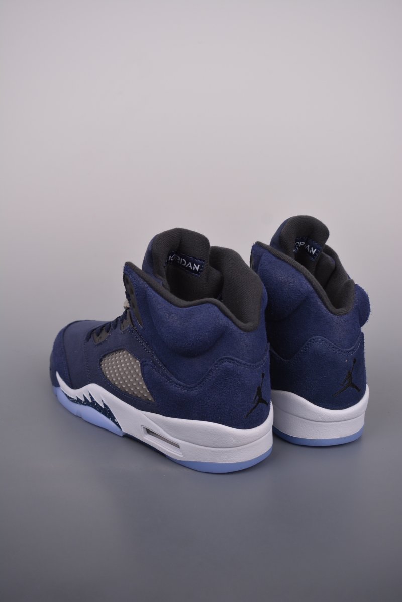Air Jordan 5 Retro 'Grey / Navy' view