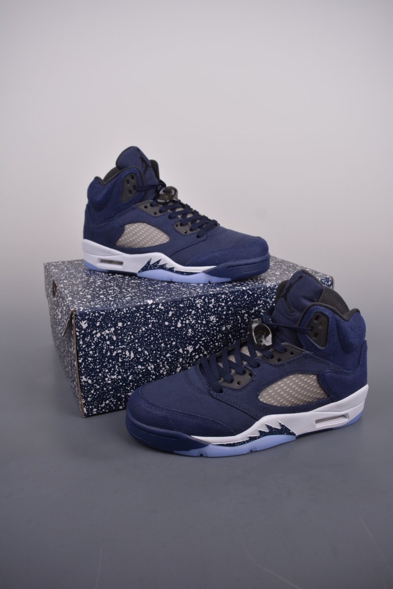 Air Jordan 5 Retro 'Grey / Navy' view