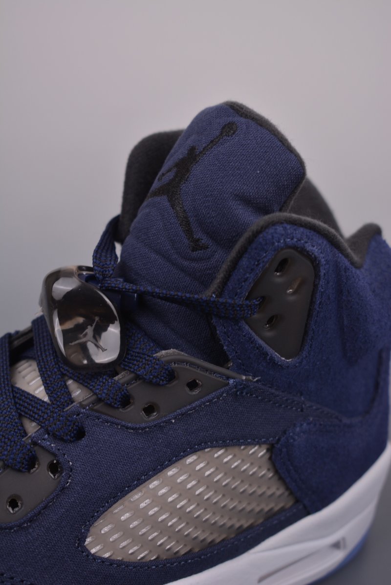 Air Jordan 5 Retro 'Grey / Navy' view