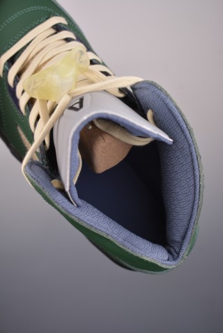 Air Jordan 5 Retro 'Celtics' view 9