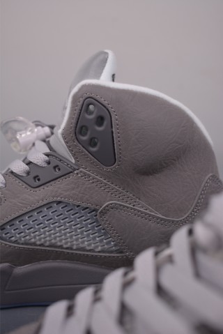 Air Jordan 5 Retro view 8