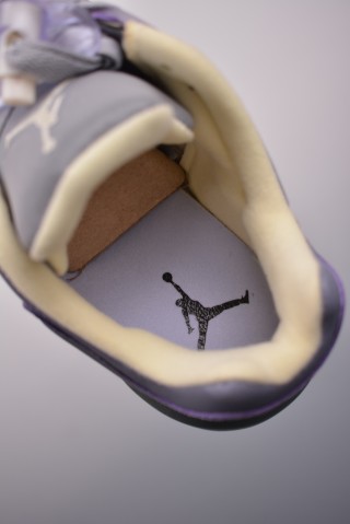 Air Jordan 5 Retro Low view 9