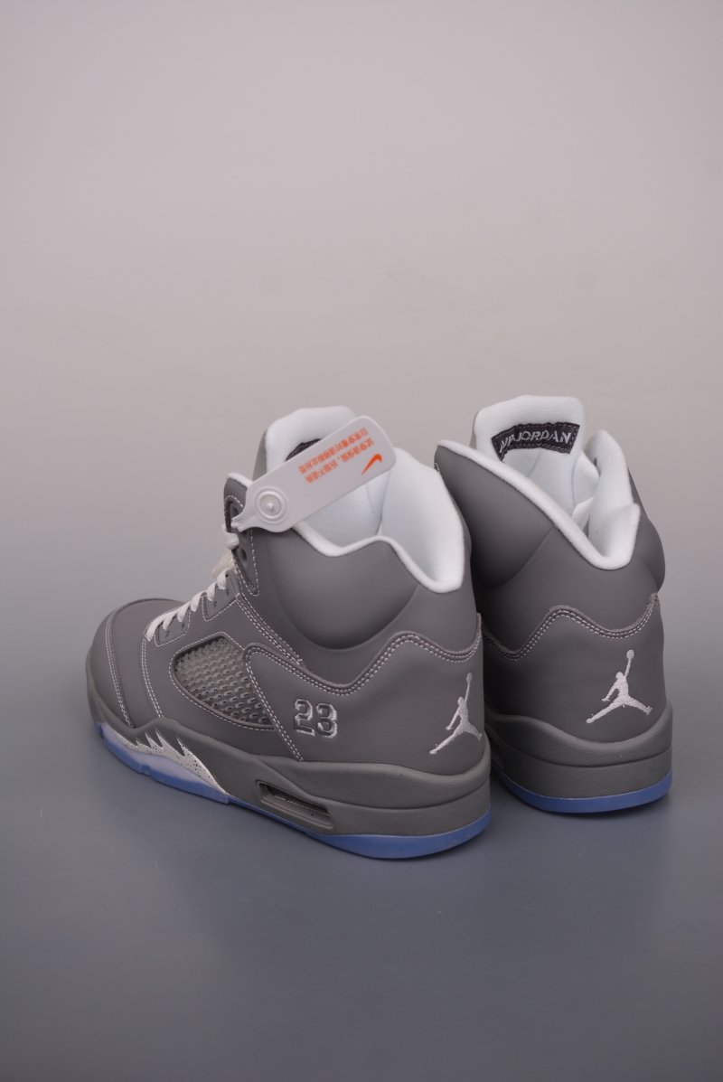 Air Jordan 5 Retro 'Lucky Wolf Grey' view