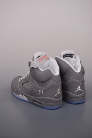 Air Jordan 5 Retro 'Lucky Wolf Grey' view 2