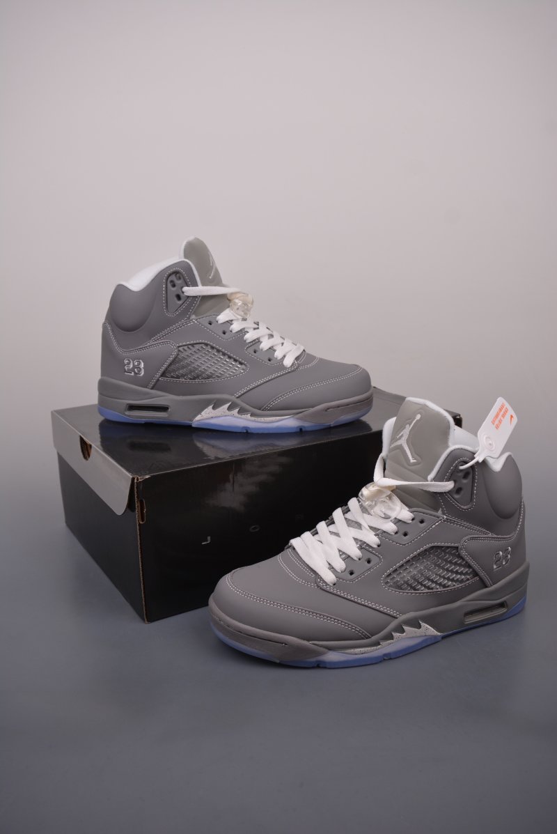 Air Jordan 5 Retro 'Lucky Wolf Grey' view