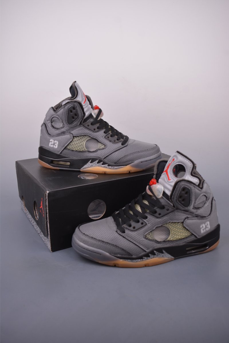 Off-White X Jordan Air Jordan 5 Retro 'Black' view