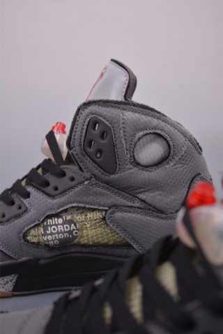 Off-White X Jordan Air Jordan 5 Retro 'Black' view 8