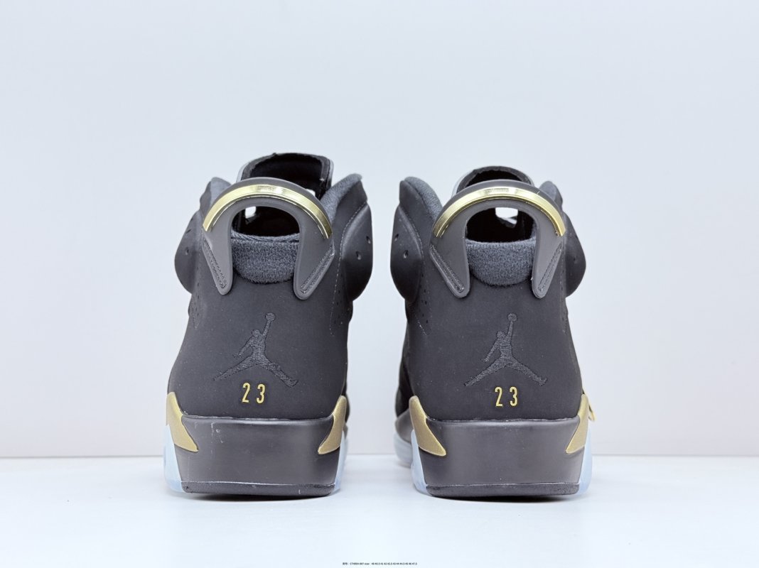 Air Jordan 6 Retro 'Toro Bravo Black / Gold' view