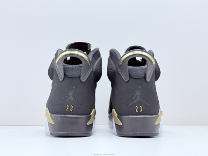 Air Jordan 6 Retro 'Toro Bravo Black / Gold' view 12