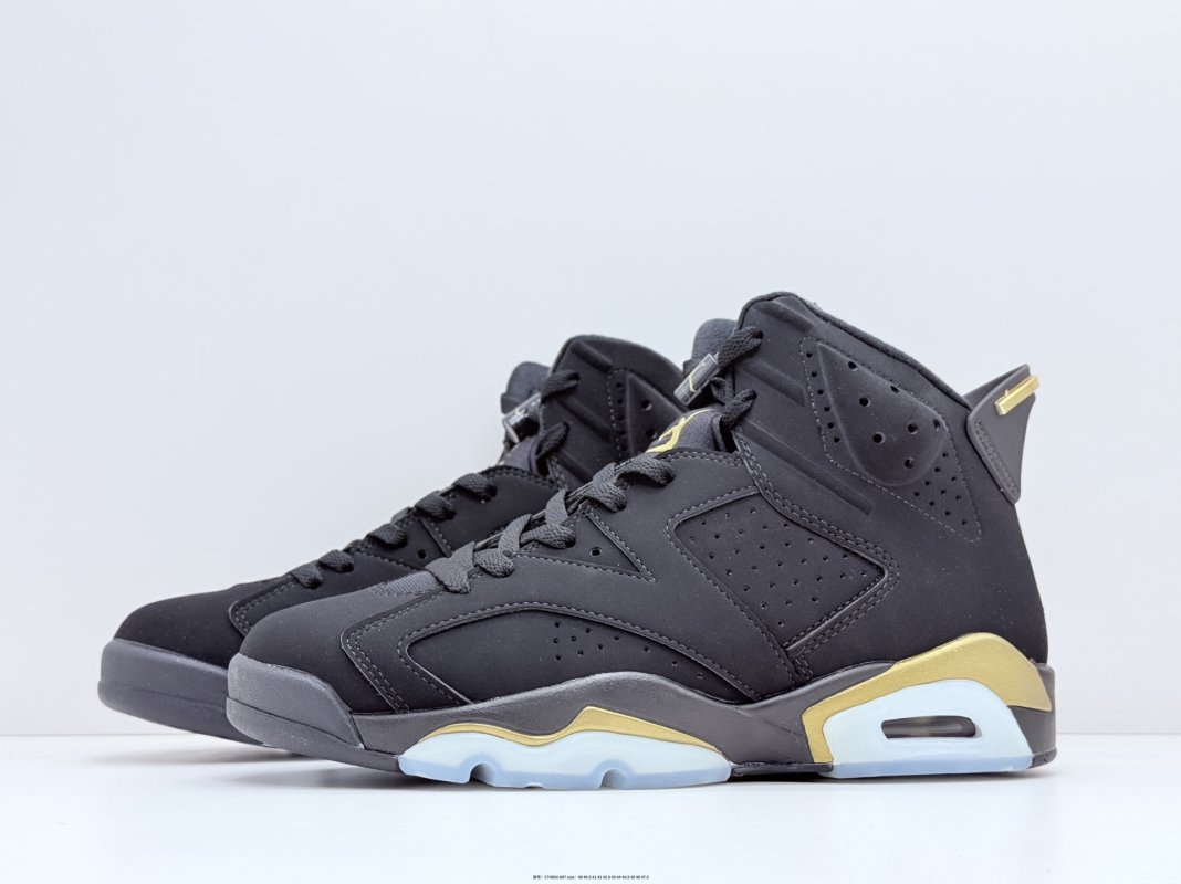 Air Jordan 6 Retro 'Toro Bravo Black / Gold' view