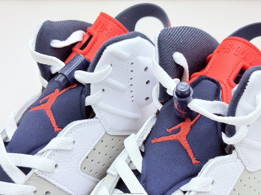 Air Jordan 6 Retro 'Toro Bravo White / Red / Black' view