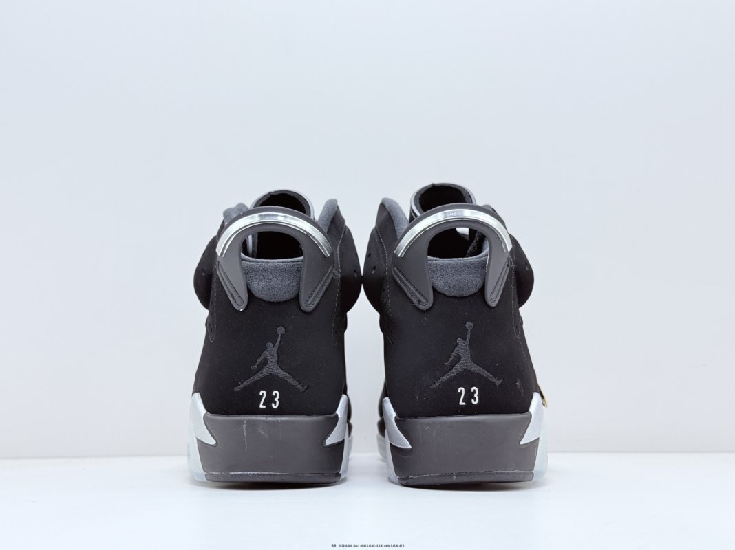 Air Jordan 6 Retro 'Toro Bravo Black / Silver' view