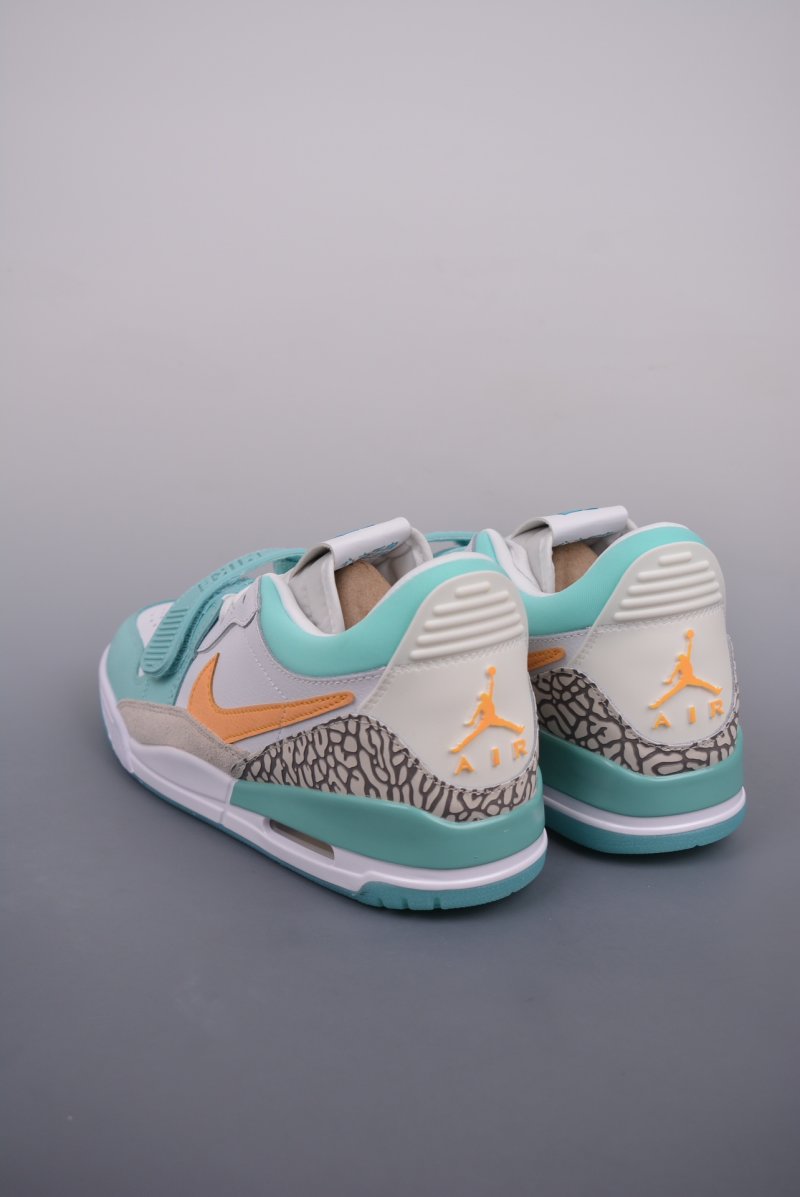 Air Jordan Legacy 312 Trainer view