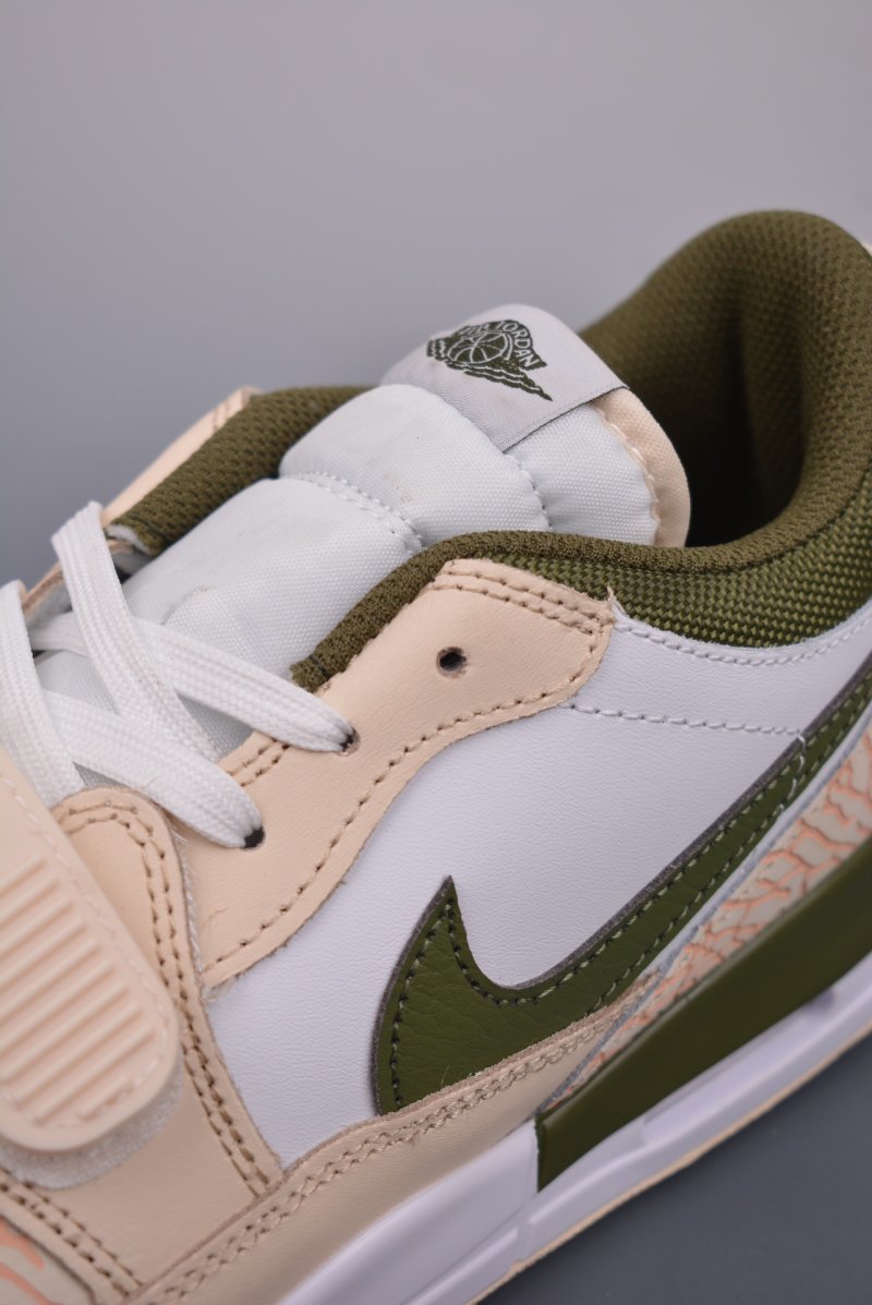 Air Jordan Legacy 312 Trainer view