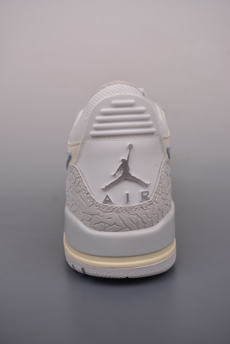 Air Jordan Legacy 312 view