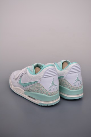 Air Jordan Legacy 312 view 2