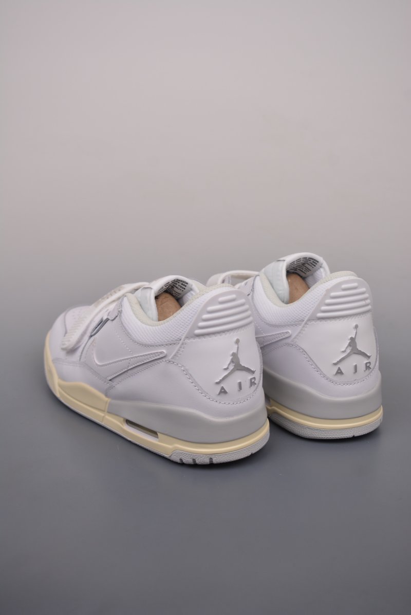 Air Jordan Legacy 312 view