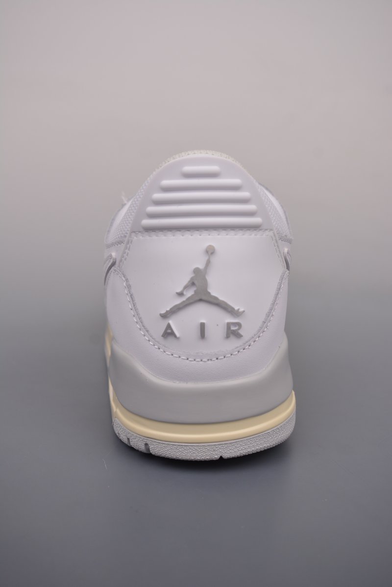 Air Jordan Legacy 312 view