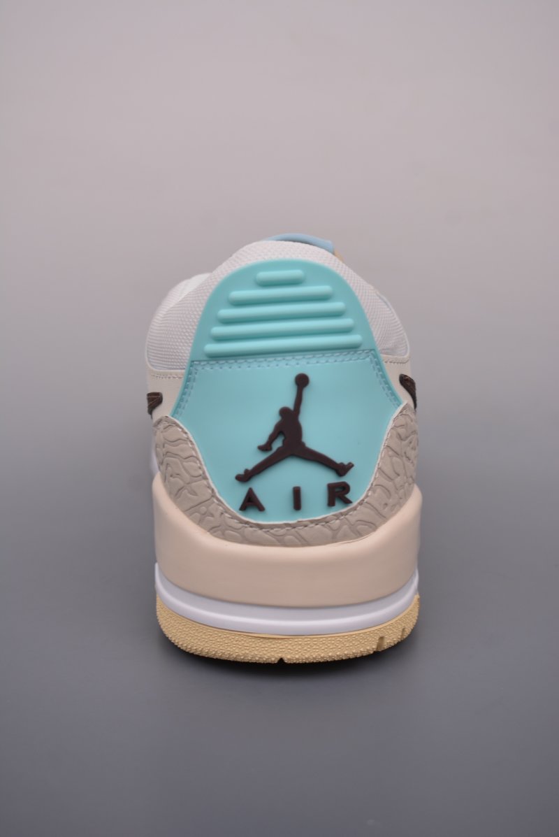 Air Jordan Legacy 312 view