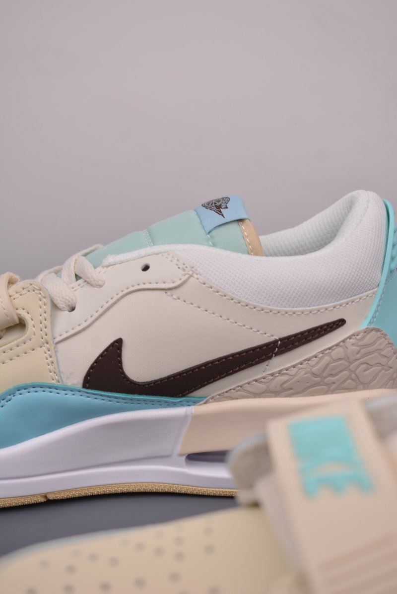 Air Jordan Legacy 312 view