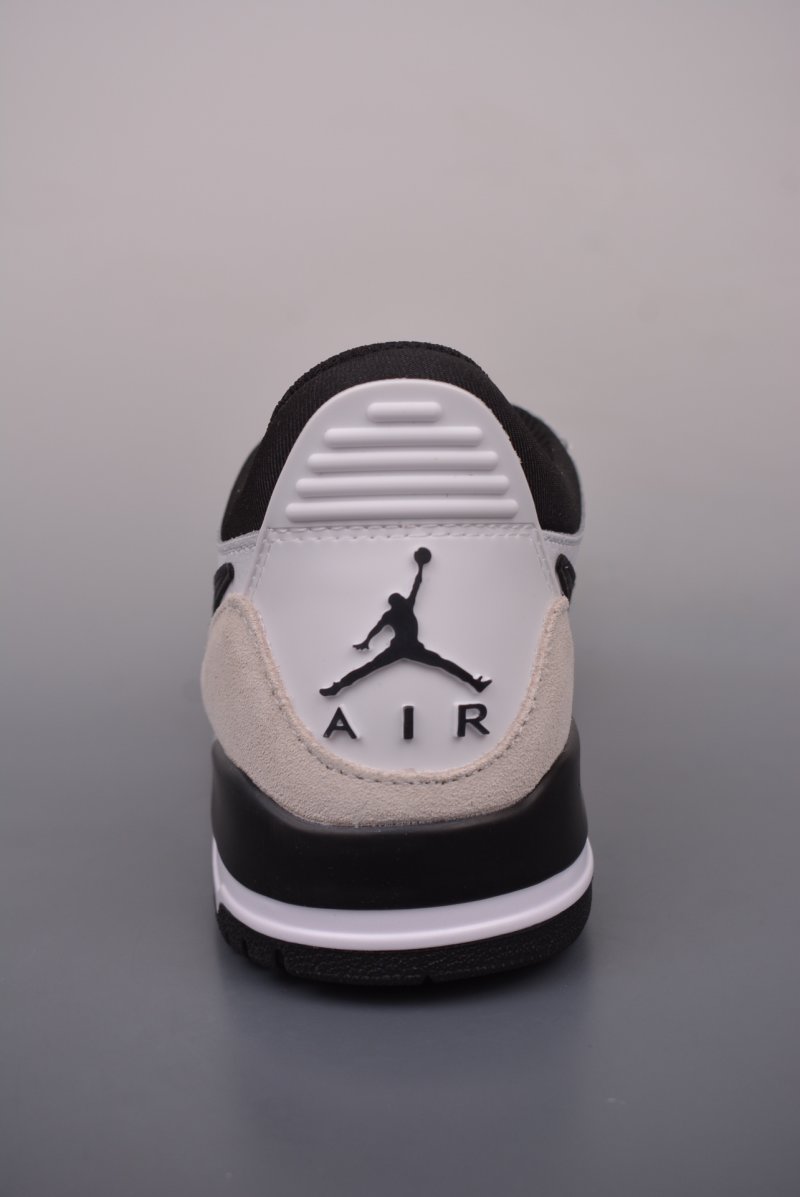 Air Jordan Legacy 312 view
