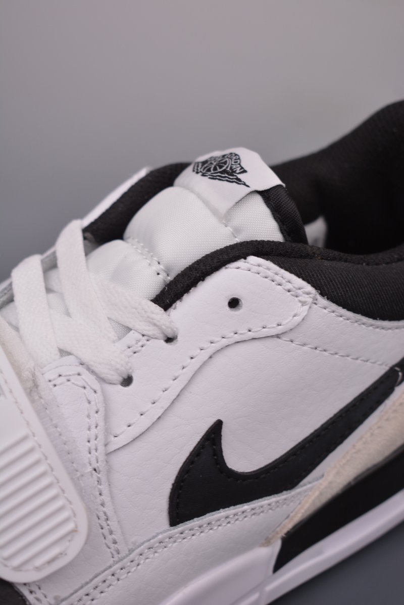 Air Jordan Legacy 312 view