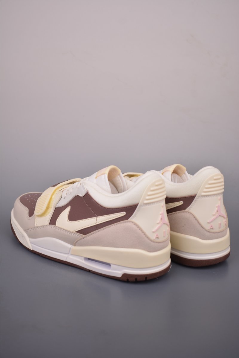 Air Jordan Legacy 312 view