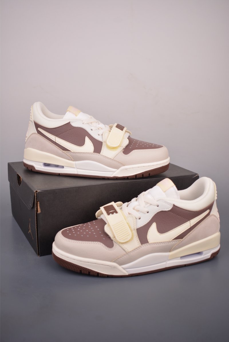 Air Jordan Legacy 312 view