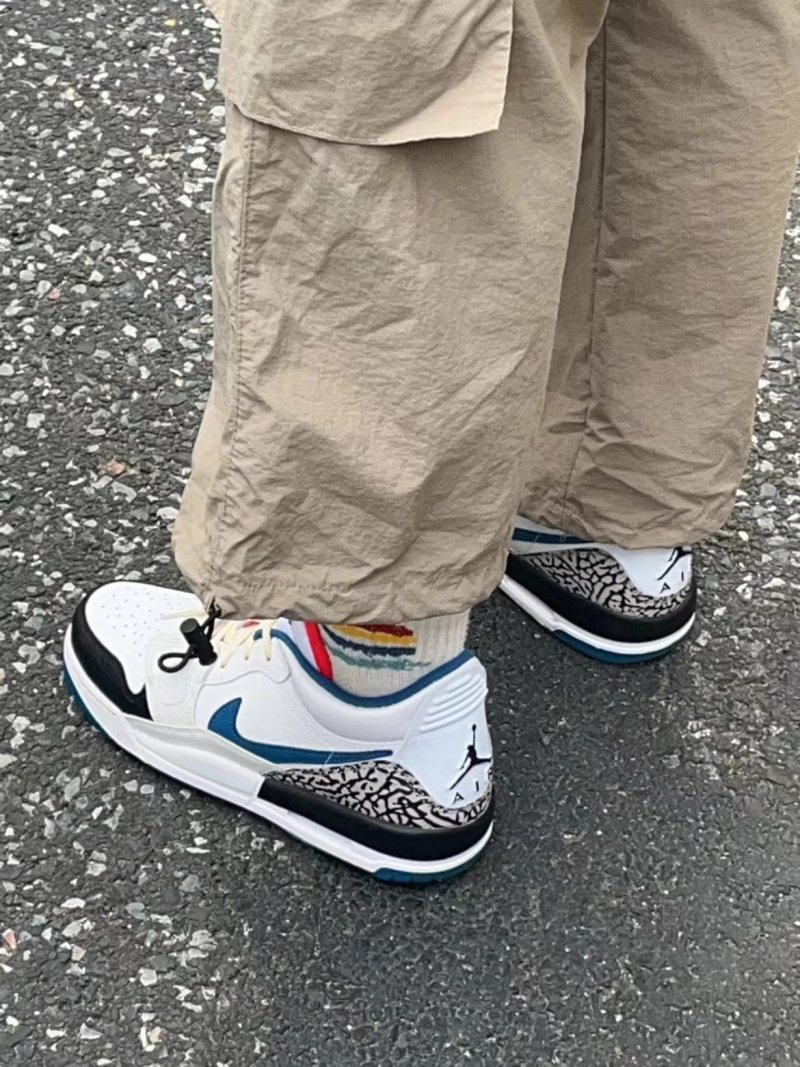 Air Jordan Legacy 312 Low view