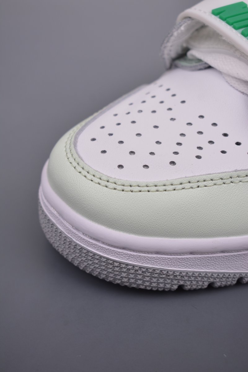 Air Jordan Legacy 312 view
