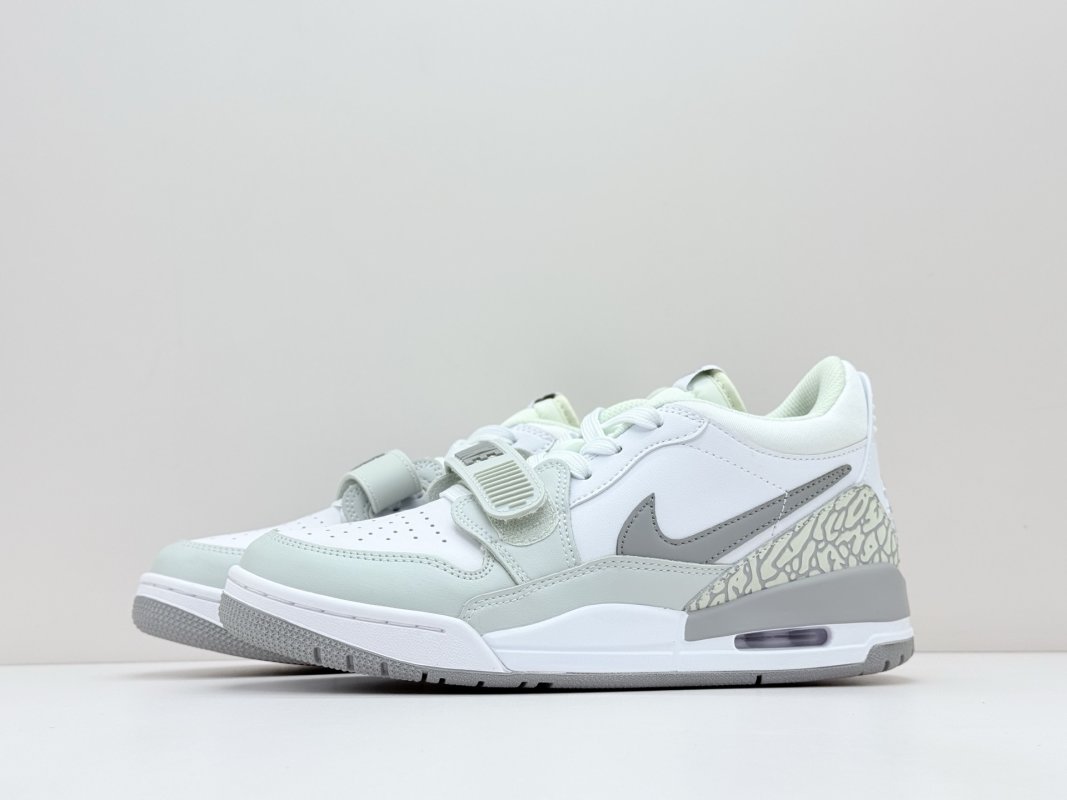 Air Jordan Legacy 312 Low 'White / Silver' view