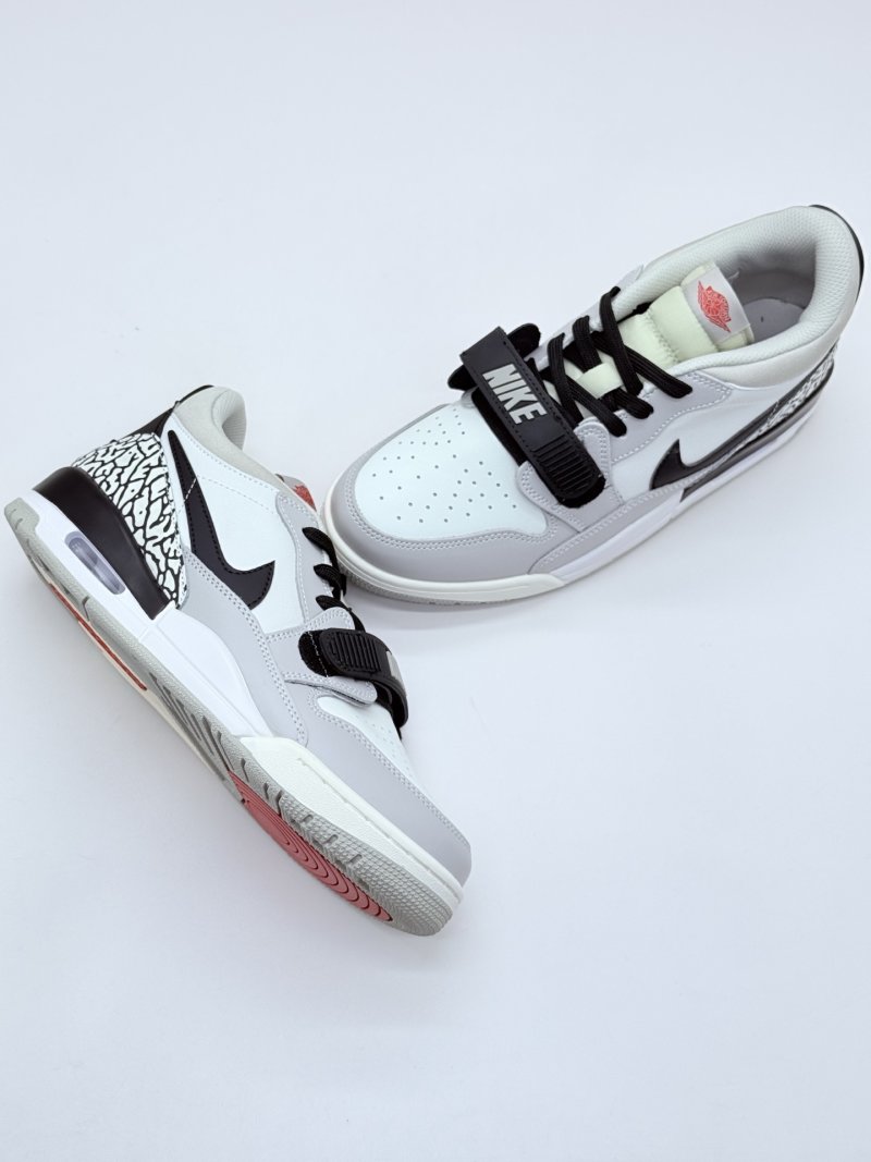 Air Jordan Legacy 312 Low 'Panda White / Grey' view