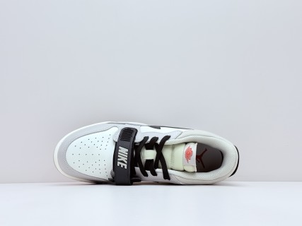 Air Jordan Legacy 312 Low 'Panda White / Grey' view 5