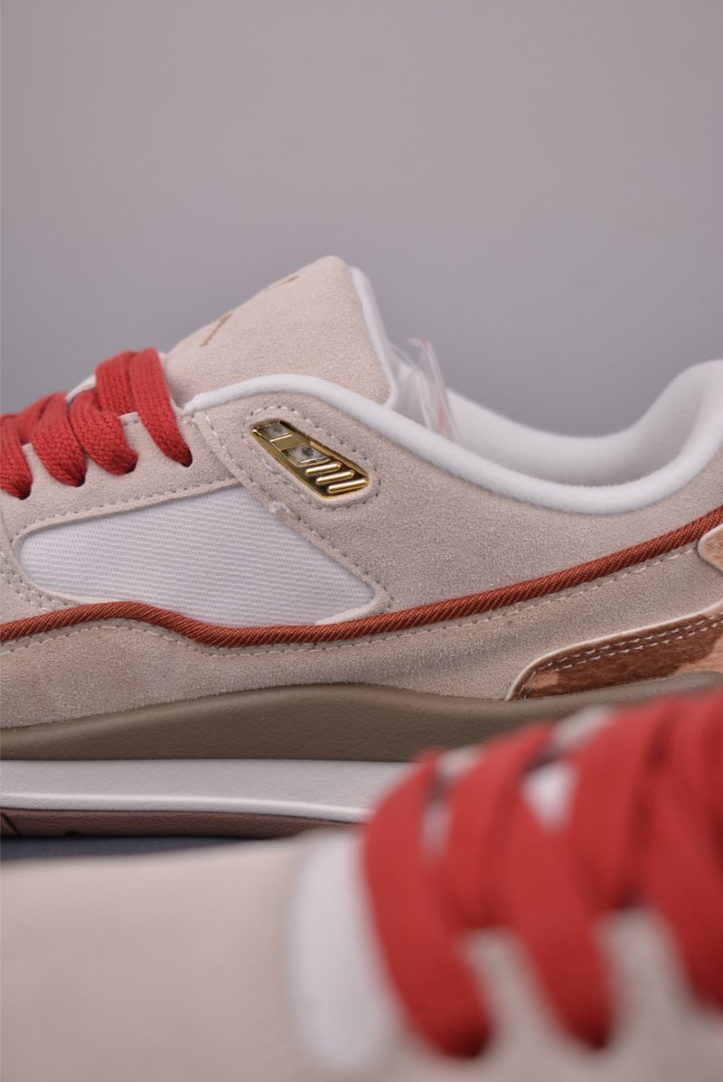 Air Jordan Flight Court view