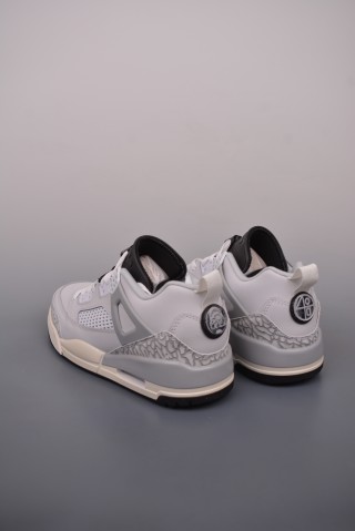 Jordan Spizike Low view 2
