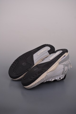 Jordan Spizike Low view 3