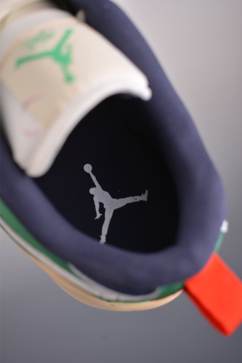 Nike Air Jordan CMFT Era view