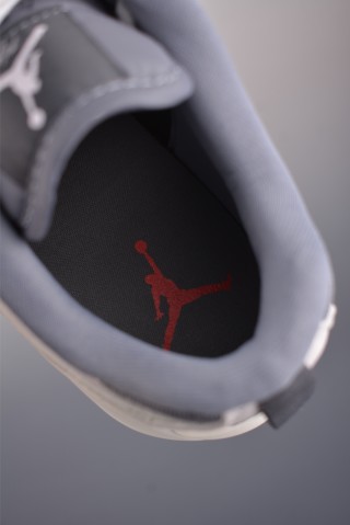 Nike Air Jordan CMFT Era view 9
