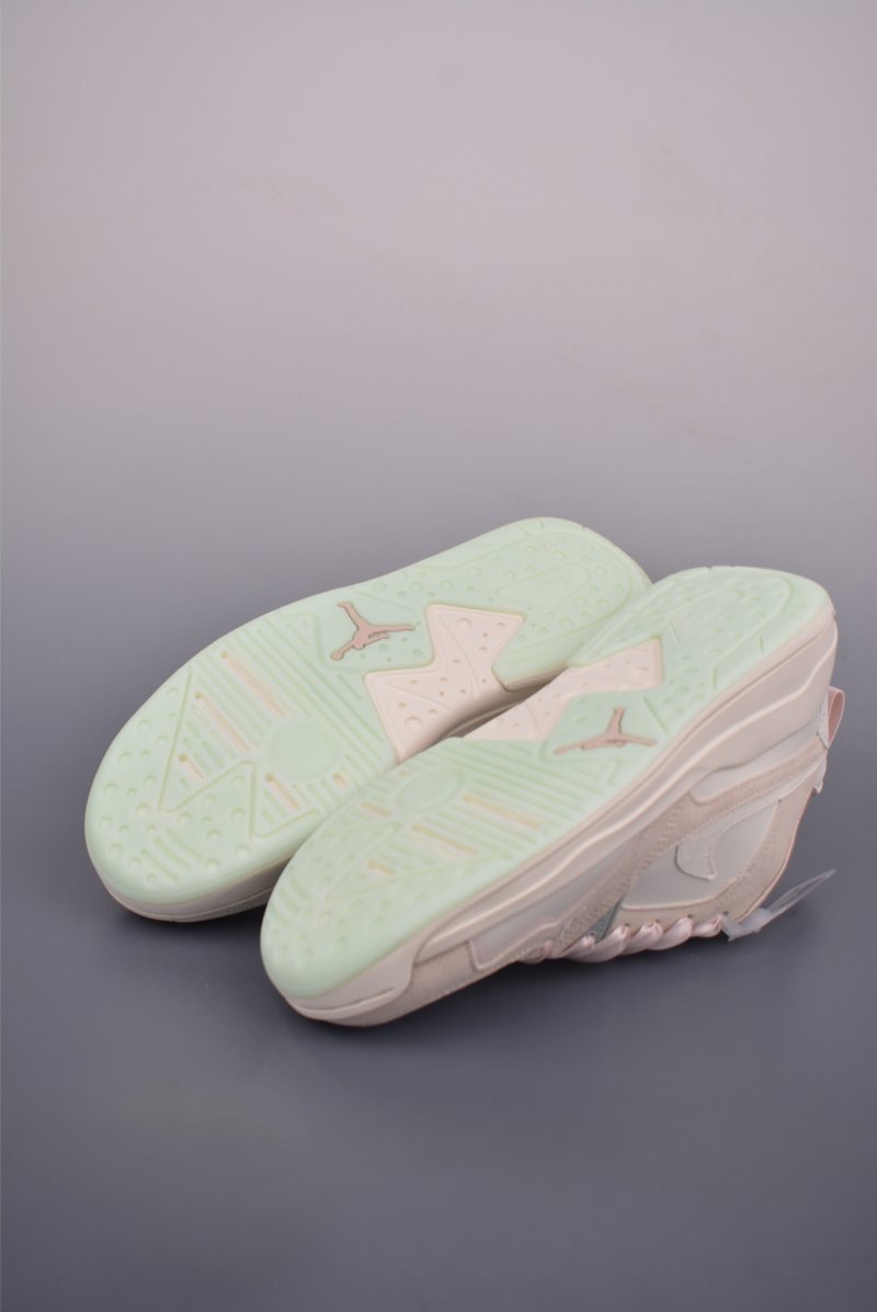 Air Jordan CMFT Era view