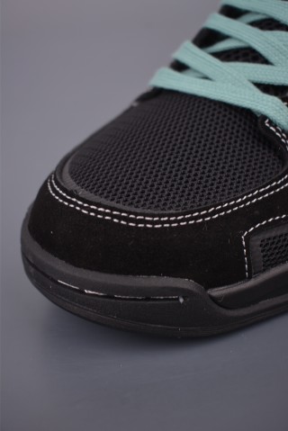 Air Jordan CMFT Era view 6