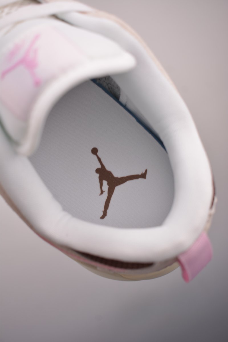 Air Jordan CMFT Era view