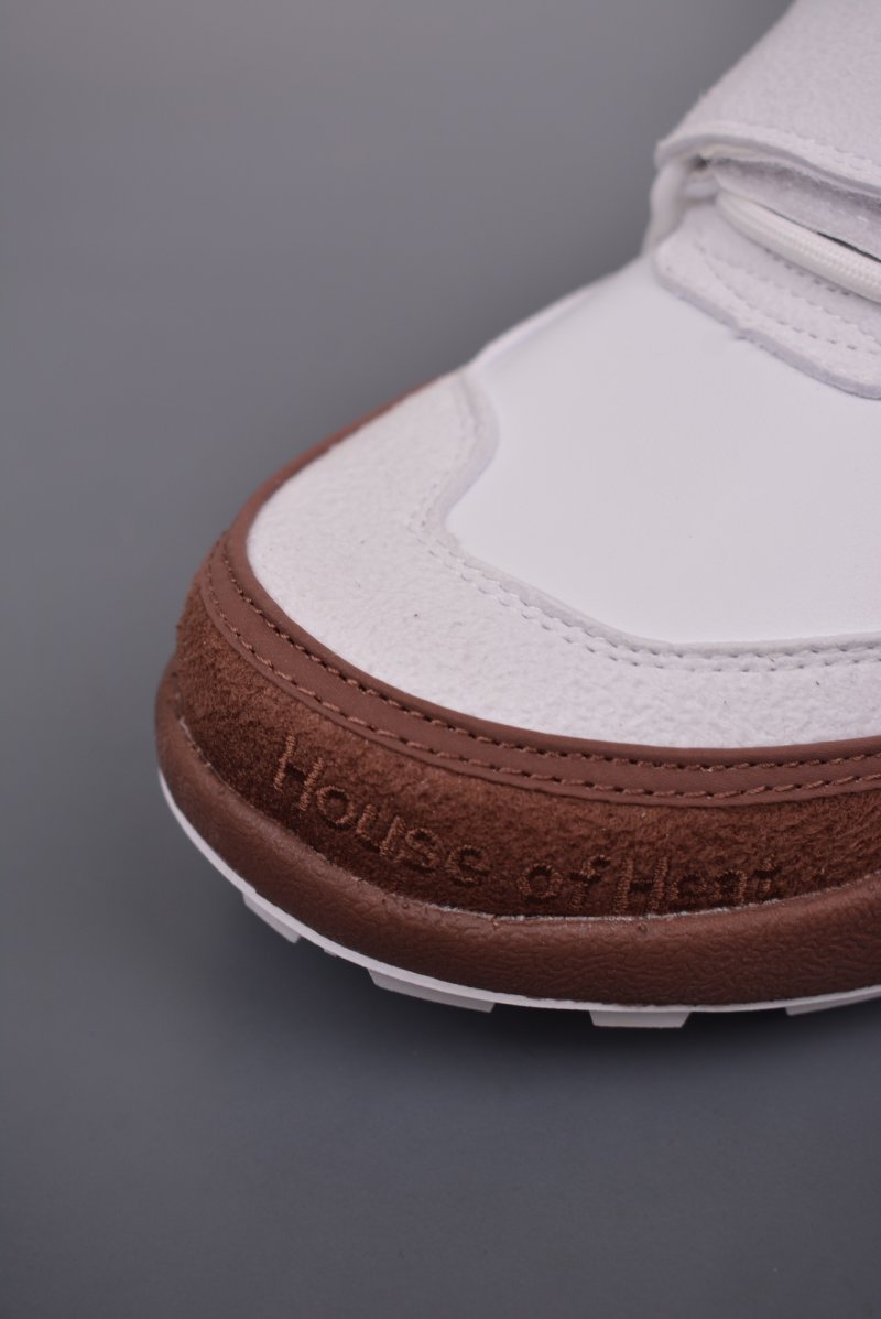 Travis Scott x Nike Shark-A-Don 'Sail' view