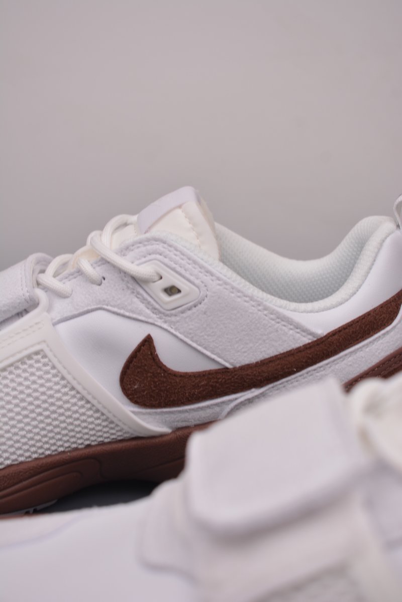 Travis Scott x Nike Shark-A-Don 'Sail' view