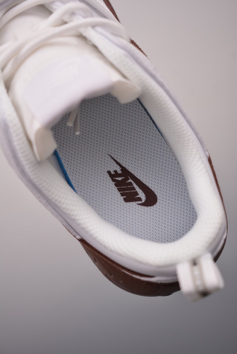 Travis Scott x Nike Shark-A-Don 'Sail' view