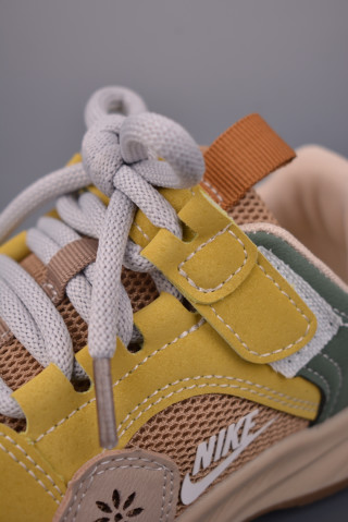 Nike Kids view 7