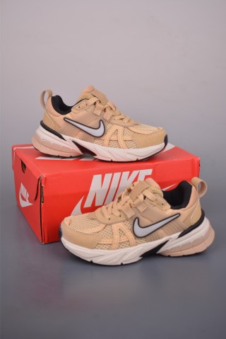 Nike V2K Runtekk view 14